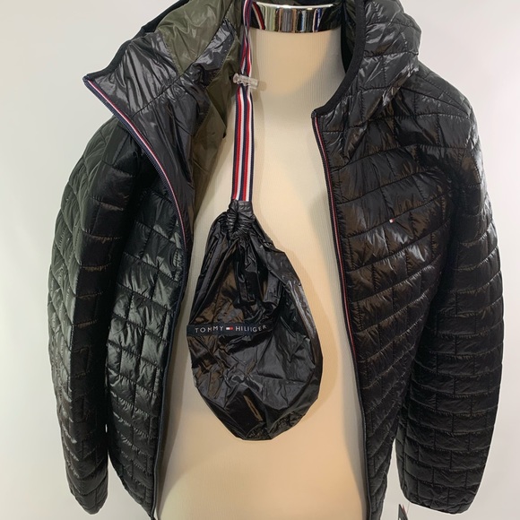 *Liquidation*Tommy Hilfiger Packable Puffer Jacket - Picture 7 of 8